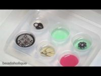 Using Ice Resin, Molds and Color Dyes to Make Jewelry